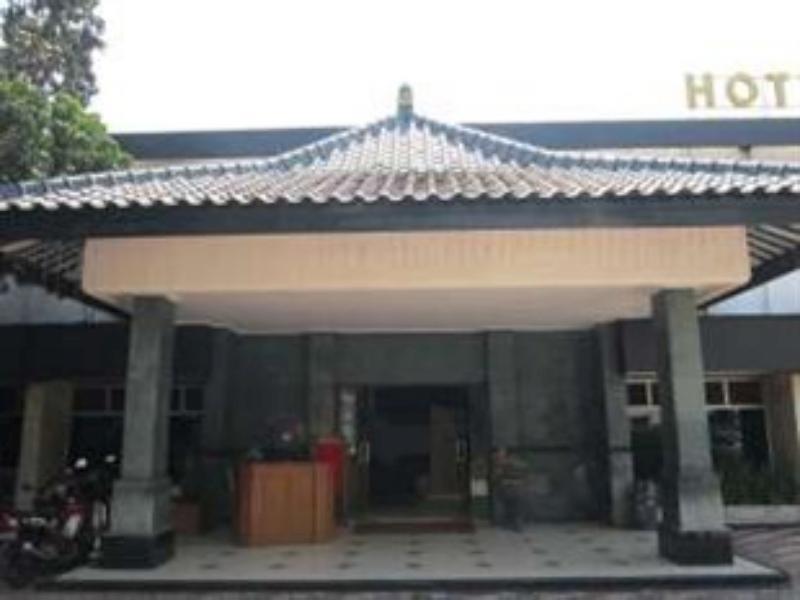 Mutiara Hotel Malang Ngoại thất bức ảnh